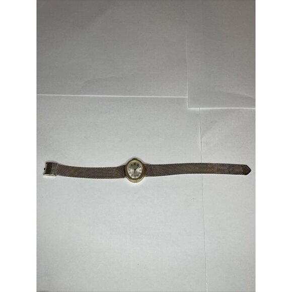 Vintage Gold‎ Tone Timex Ladies Watch - Picture 1 of 4